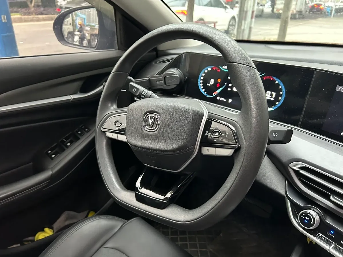 2023 ChangAn Eado 1.4T 160HP L4 7DCT,autocango,china used car exporter,china ev exporter,chinese used car exporter,chinese used ev exporter