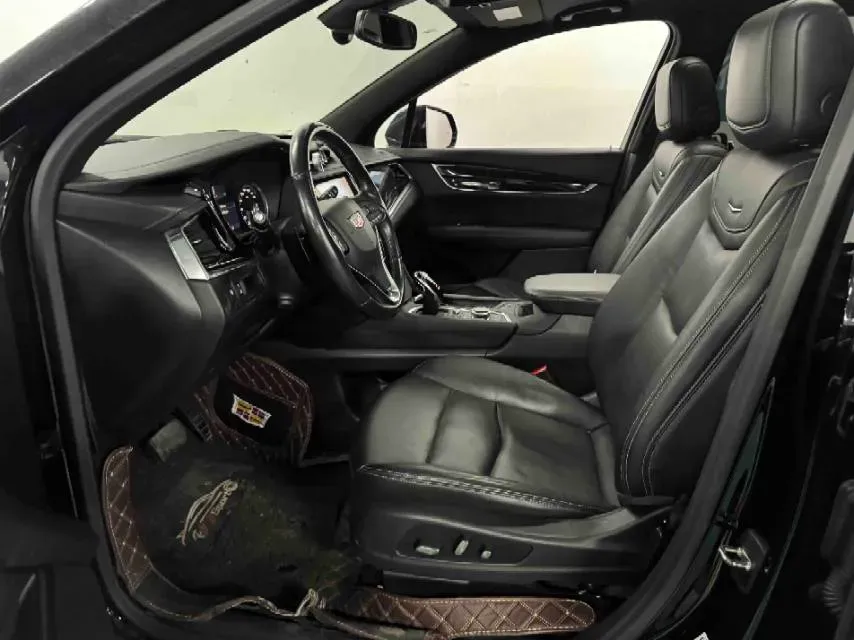 2021 Cadillac XT6 2.0T 237HP L4 9AT,autocango,china used car exporter,china ev exporter,chinese used car exporter,chinese used ev exporter