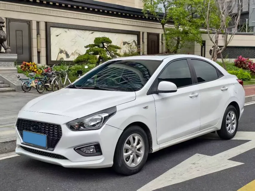 2017 Hyundai Reina 1.4L 95HP L4 4AT,autocango,china used car exporter,china ev exporter,chinese used car exporter,chinese used ev exporter