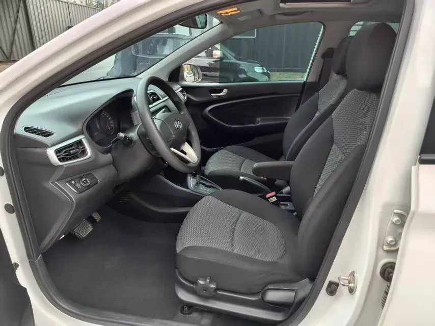 2017 Hyundai Reina 1.4L 95HP L4 4AT,autocango,china used car exporter,china ev exporter,chinese used car exporter,chinese used ev exporter