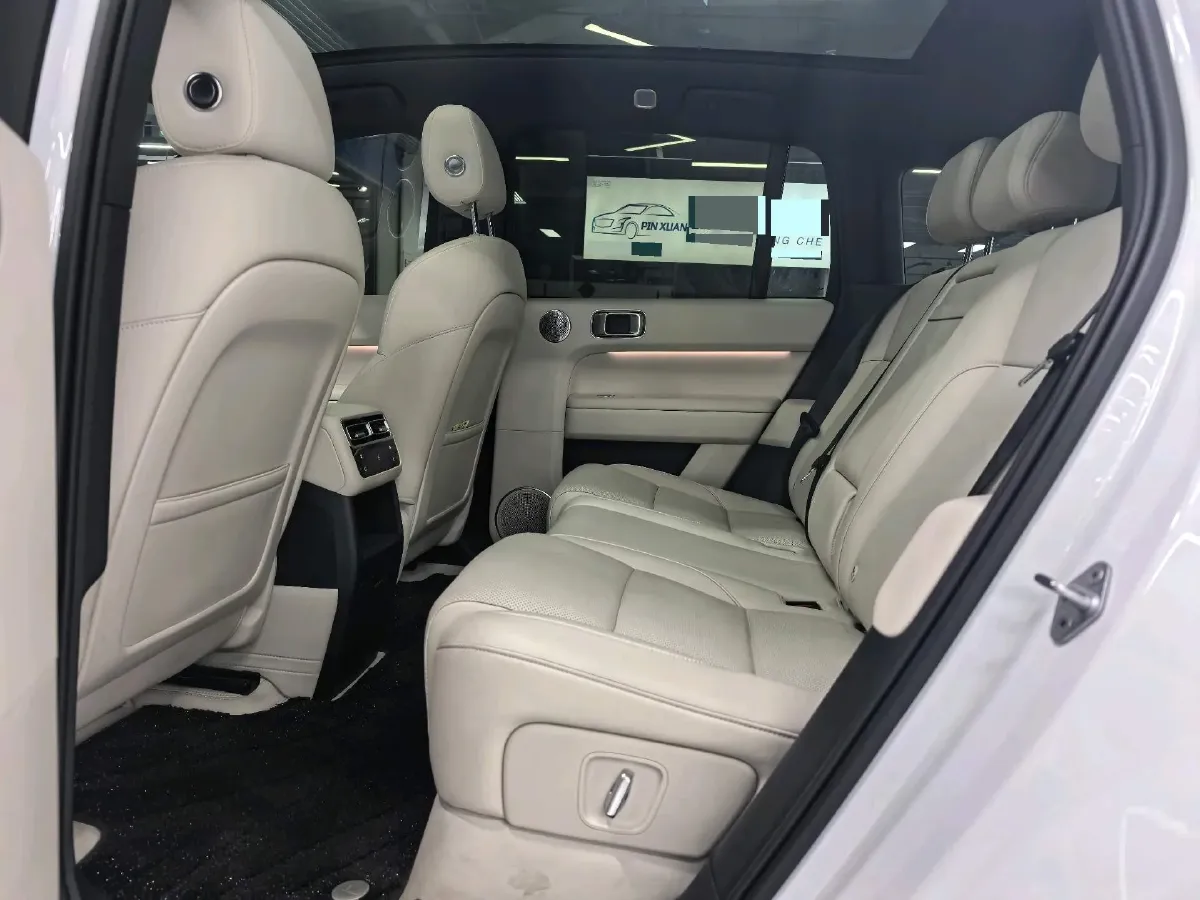 2024 Li L6 Range Extended 154HP L4 REEV 36.8KWH,autocango,china used car exporter,china ev exporter,chinese used car exporter,chinese used ev exporter