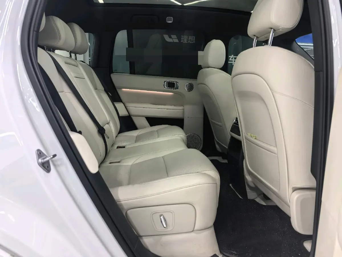 2024 Li L6 Range Extended 154HP L4 REEV 36.8KWH,autocango,china used car exporter,china ev exporter,chinese used car exporter,chinese used ev exporter