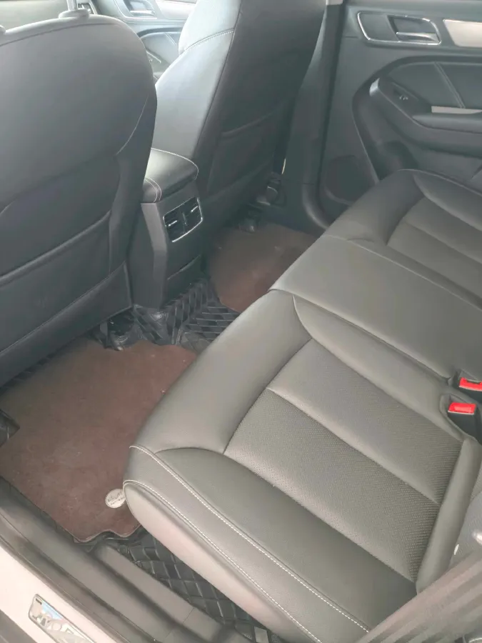 2020 Roewe i6 1.5T 169HP L4 7DCT,autocango,china used car exporter,china ev exporter,chinese used car exporter,chinese used ev exporter