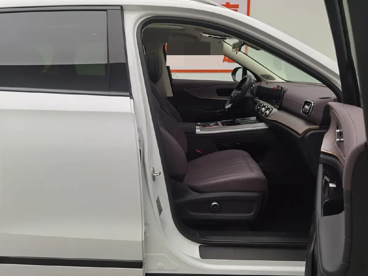 2025 Chery Tiggo9 C-DM 1.5T 156HP L4 3DHT PHEV 18.67KWH,autocango,china used car exporter,china ev exporter,chinese used car exporter,chinese used ev exporter