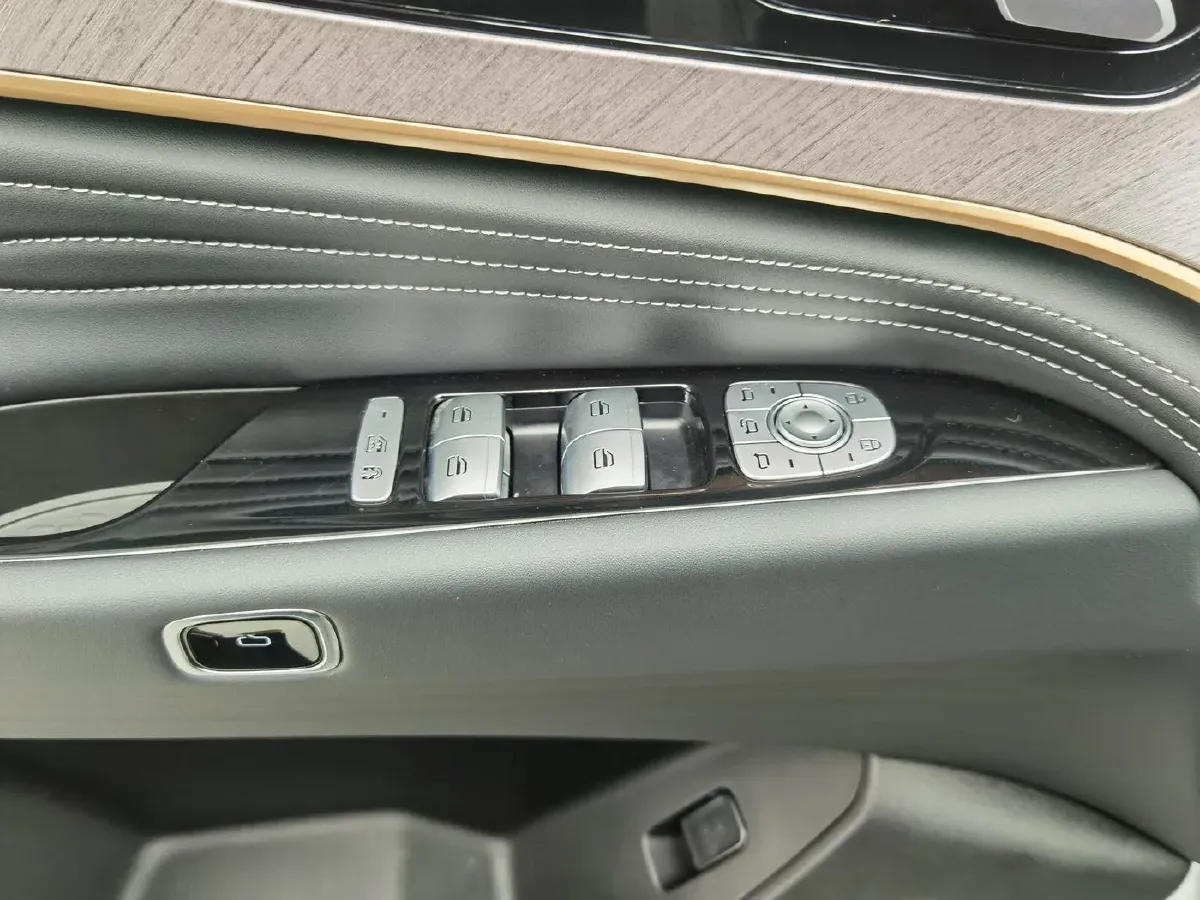 2025 Chery Tiggo9 C-DM 1.5T 156HP L4 3DHT PHEV 18.67KWH,autocango,china used car exporter,china ev exporter,chinese used car exporter,chinese used ev exporter