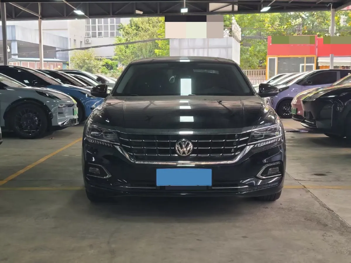 2019 Volvo V40 1.5T 152HP L4 6AT,autocango,china used car exporter,china ev exporter,chinese used car exporter,chinese used ev exporter