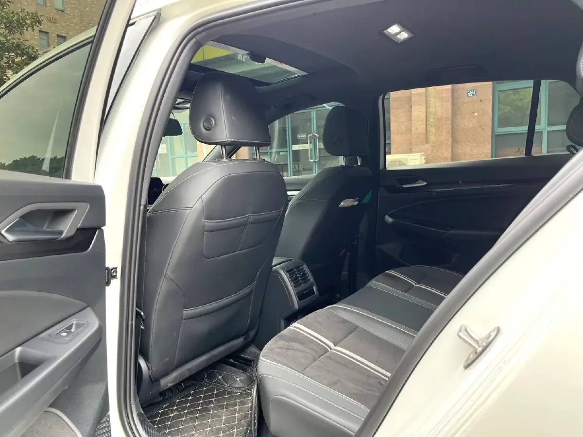 2021 Volkswagen Golf 1.4T 150HP L4 7DCT,autocango,china used car exporter,china ev exporter,chinese used car exporter,chinese used ev exporter