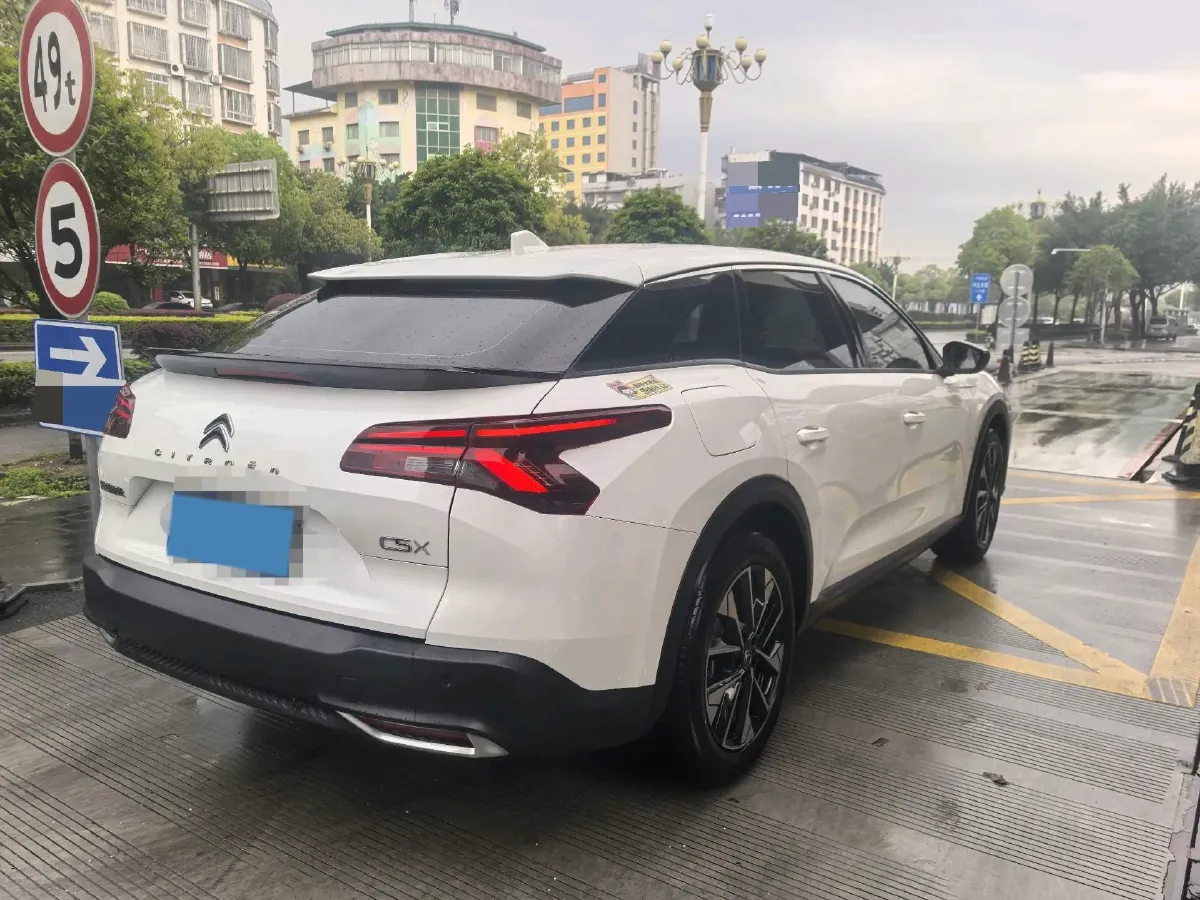 2022 Citroen C5 X 1.6T 175HP L4 8AT,autocango,china used car exporter,china ev exporter,chinese used car exporter,chinese used ev exporter