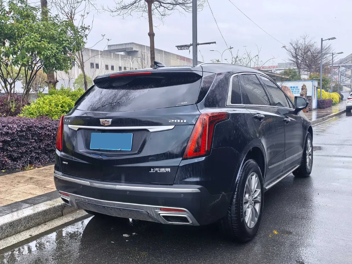 2021 Cadillac XT5 2.0T 237HP L4 9AT,autocango,china used car exporter,china ev exporter,chinese used car exporter,chinese used ev exporter
