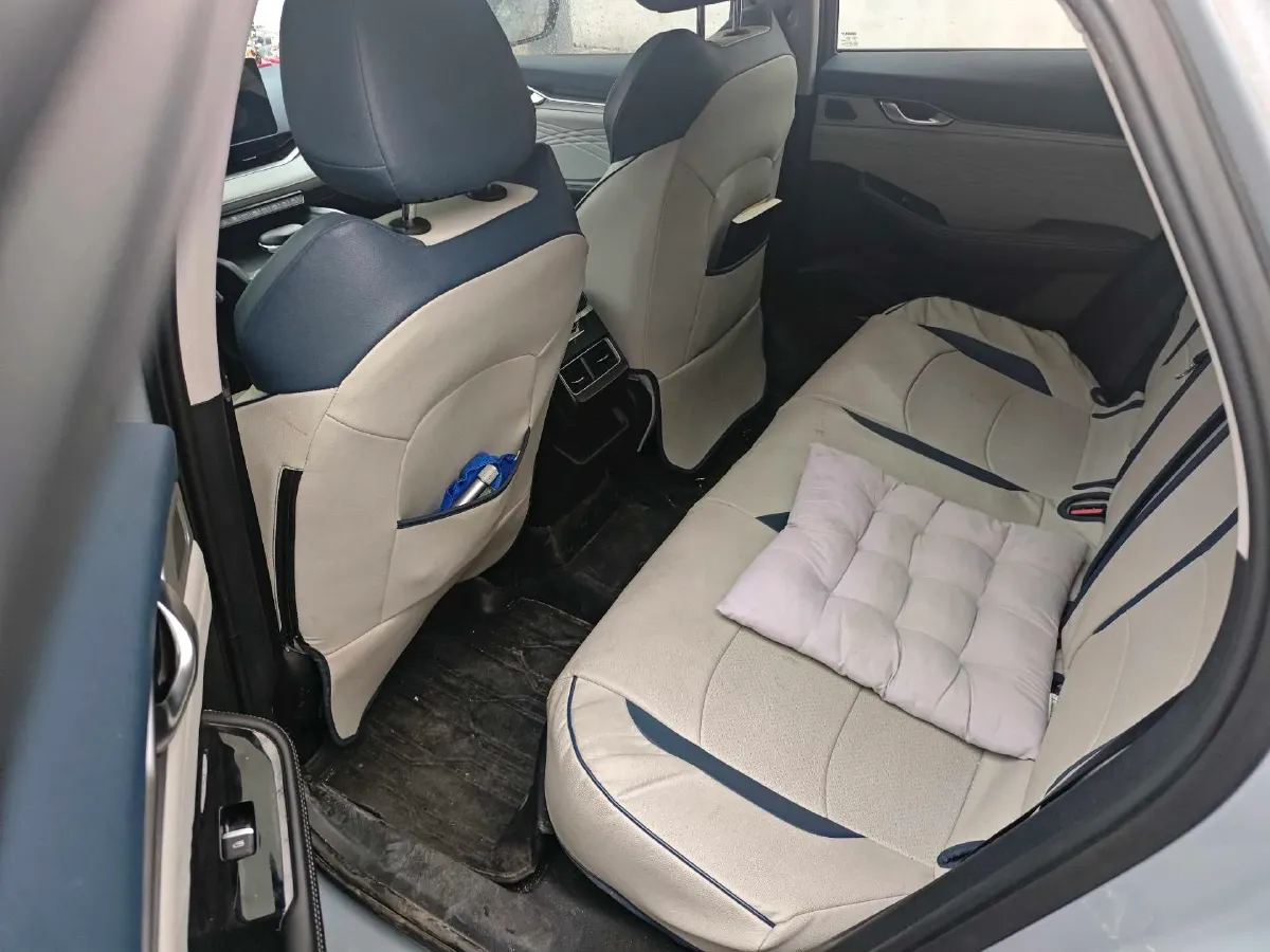 2023 Geely Preface 2.0T 190HP L4 7DCT,autocango,china used car exporter,china ev exporter,chinese used car exporter,chinese used ev exporter