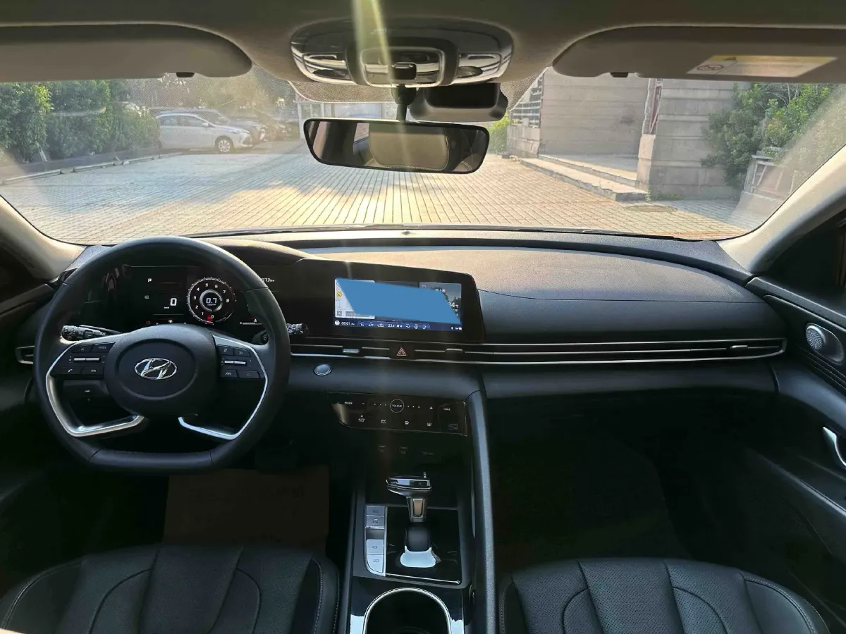 2022 Hyundai Elantra 1.5L 115HP L4 CVT,autocango,china used car exporter,china ev exporter,chinese used car exporter,chinese used ev exporter