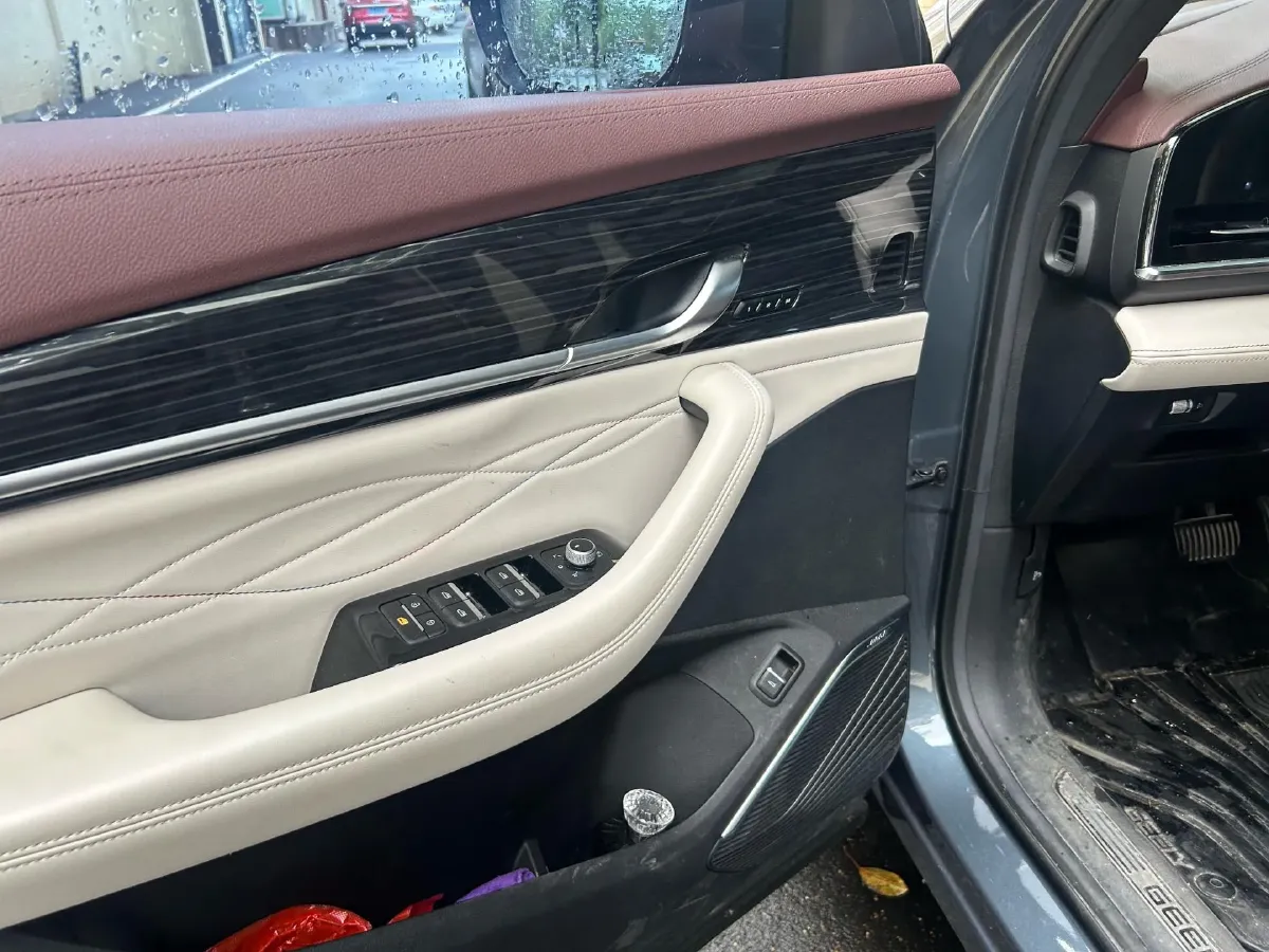 2021 Geely Monjaro 2.0T 218HP L4 7DCT,autocango,china used car exporter,china ev exporter,chinese used car exporter,chinese used ev exporter