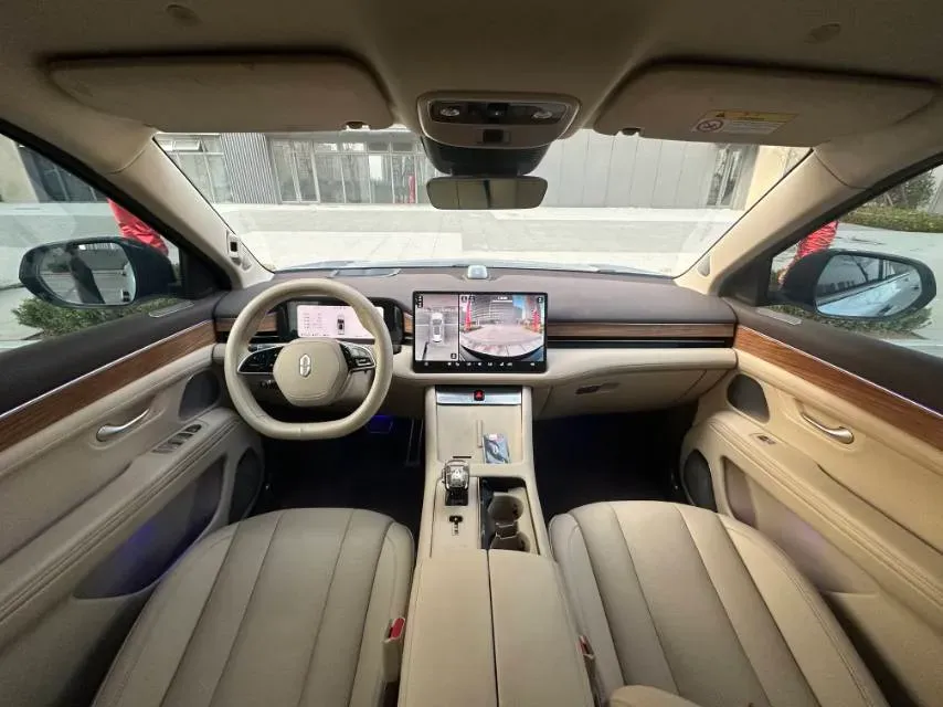 2024 AITO AITO M7 1.5T 152HP L4 REEV 40KWH,autocango,china used car exporter,china ev exporter,chinese used car exporter,chinese used ev exporter