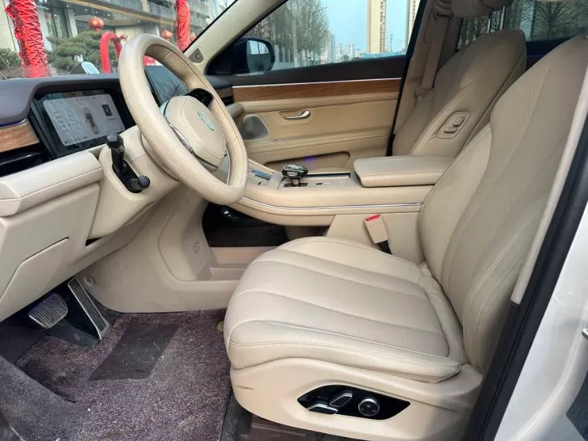 2024 AITO AITO M7 1.5T 152HP L4 REEV 40KWH,autocango,china used car exporter,china ev exporter,chinese used car exporter,chinese used ev exporter