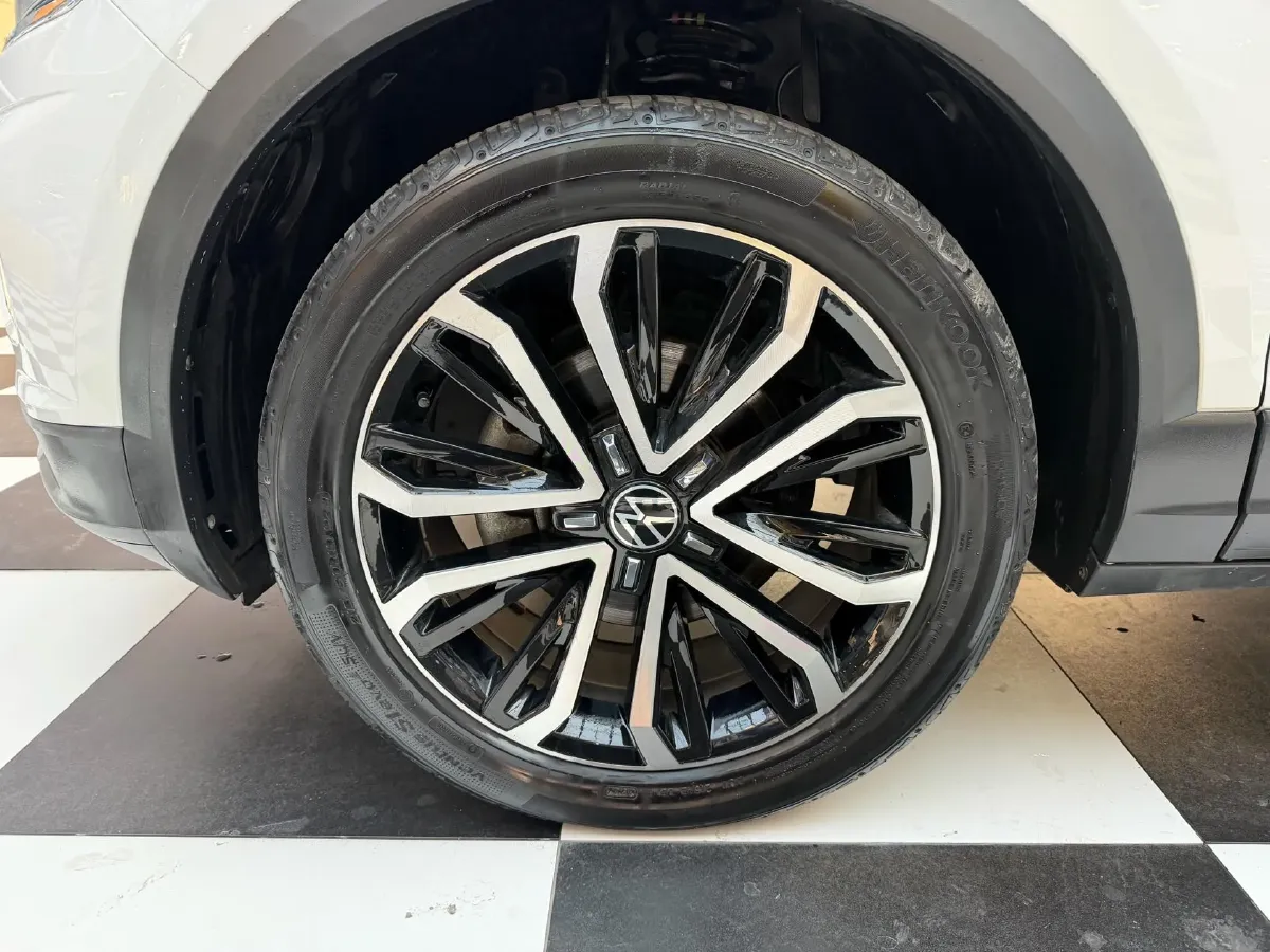 2022 Volkswagen T-Roc 1.4T 150HP L4 7DCT,autocango,china used car exporter,china ev exporter,chinese used car exporter,chinese used ev exporter