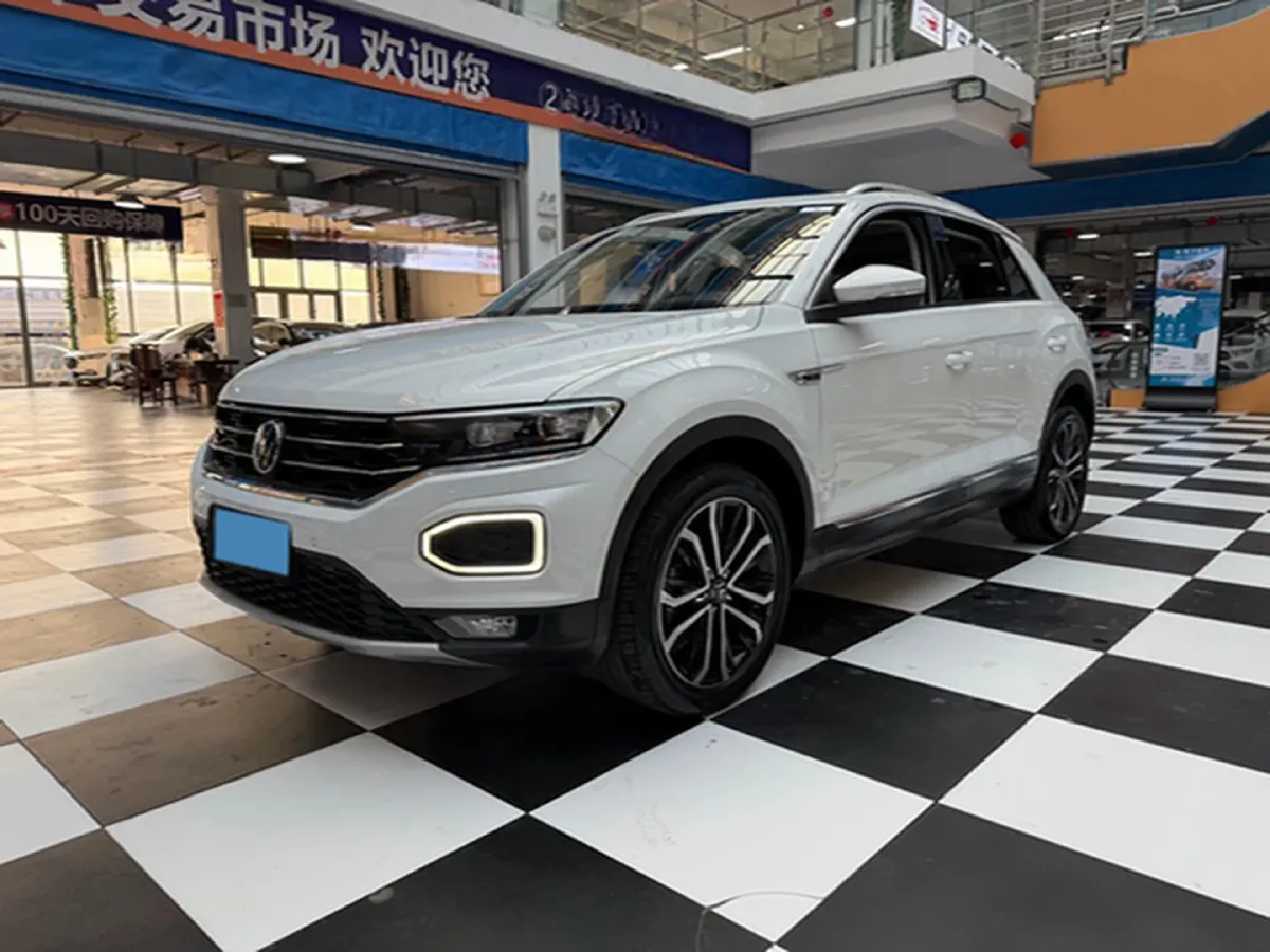 2022 Volkswagen T-Roc 1.4T 150HP L4 7DCT,autocango,china used car exporter,china ev exporter,chinese used car exporter,chinese used ev exporter