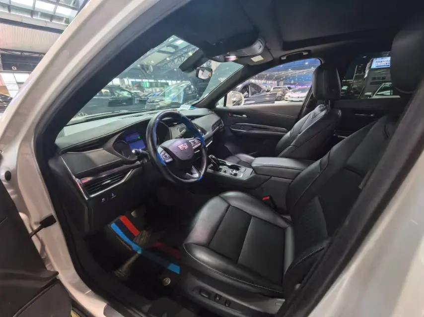 2020 Cadillac XT4 2.0T 237HP L4 9AT,autocango,china used car exporter,china ev exporter,chinese used car exporter,chinese used ev exporter