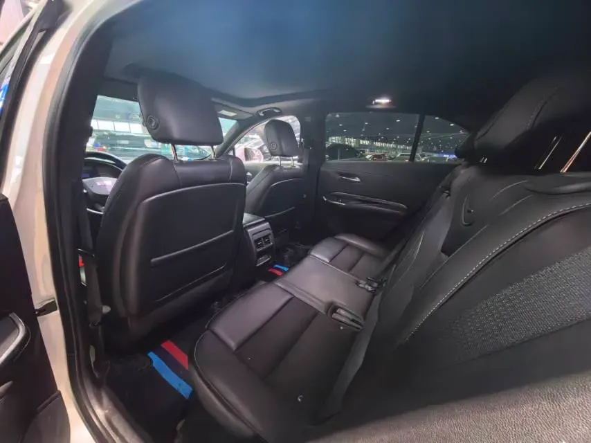 2020 Cadillac XT4 2.0T 237HP L4 9AT,autocango,china used car exporter,china ev exporter,chinese used car exporter,chinese used ev exporter