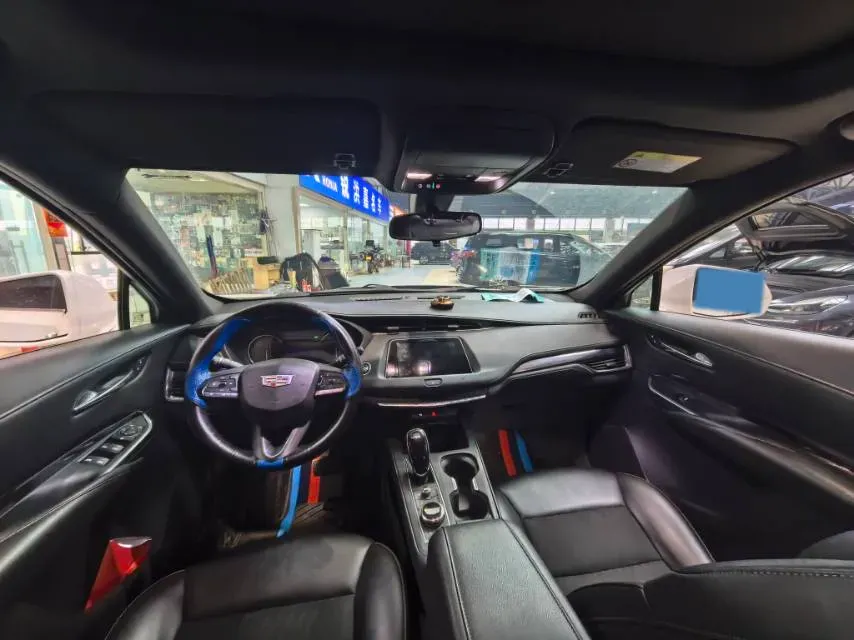 2020 Cadillac XT4 2.0T 237HP L4 9AT,autocango,china used car exporter,china ev exporter,chinese used car exporter,chinese used ev exporter