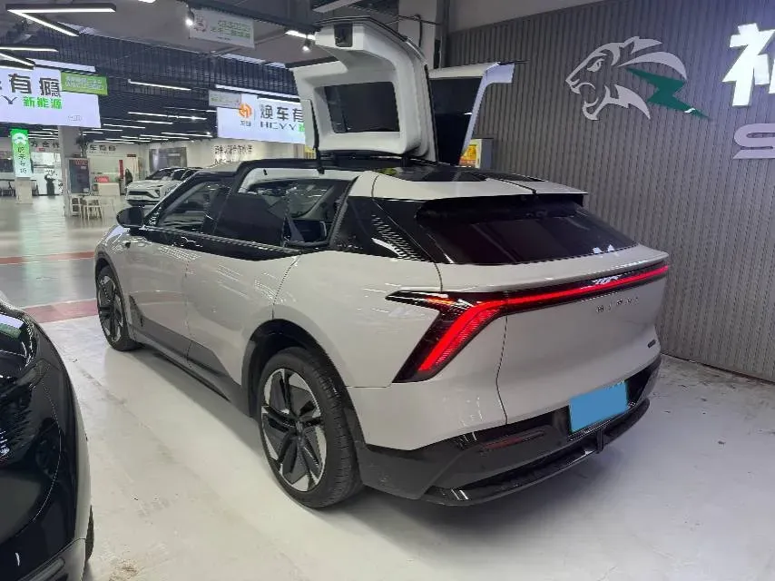 2023 HiPhi Y BEV 115KWH,autocango,china used car exporter,china ev exporter,chinese used car exporter,chinese used ev exporter