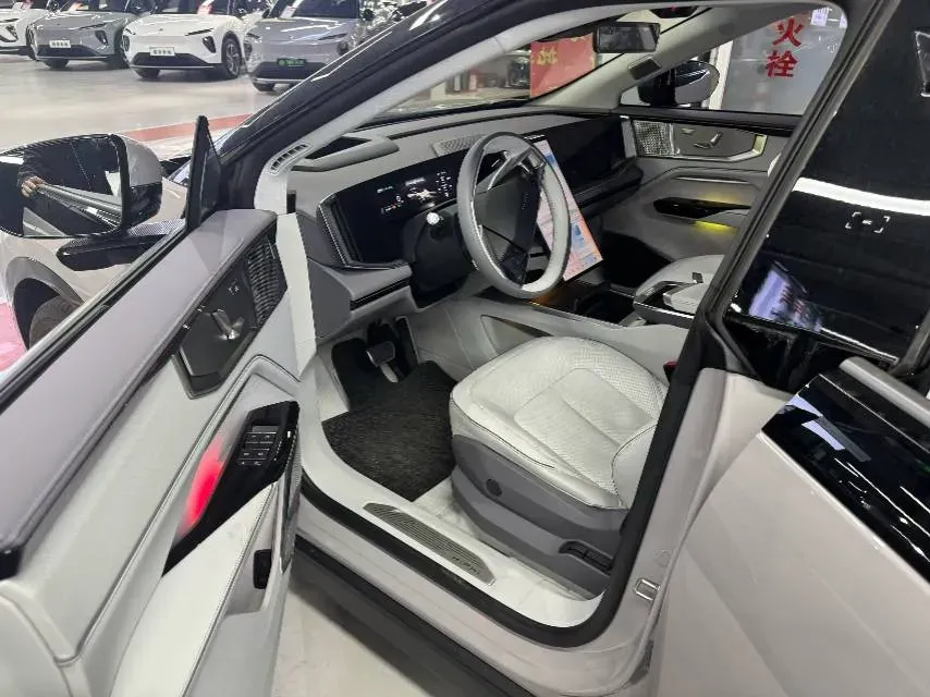 2023 HiPhi Y BEV 115KWH,autocango,china used car exporter,china ev exporter,chinese used car exporter,chinese used ev exporter