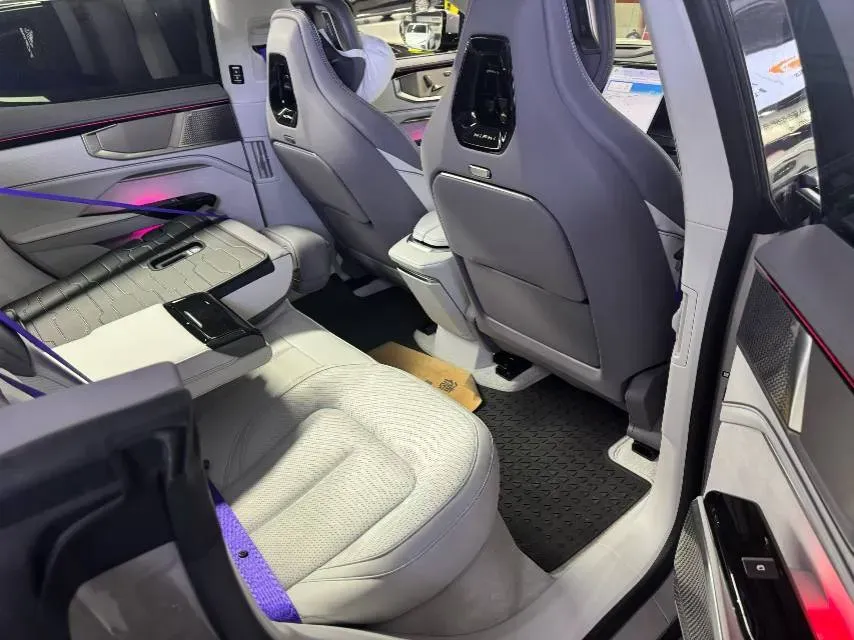 2023 HiPhi Y BEV 115KWH,autocango,china used car exporter,china ev exporter,chinese used car exporter,chinese used ev exporter