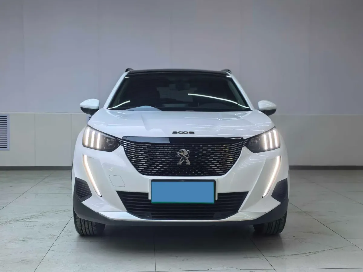 2022 Peugeot 2008 1.2T 136HP L3 6DCT,autocango,china used car exporter,china ev exporter,chinese used car exporter,chinese used ev exporter