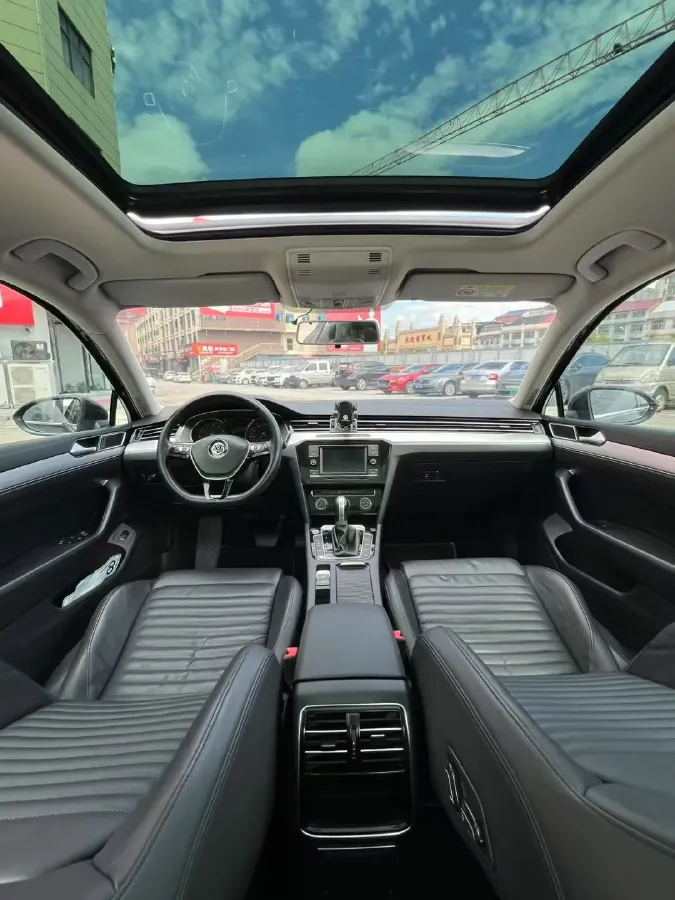 2019 Chevrolet Malibu XL 2.0T 241HP L4 9AT,autocango,china used car exporter,china ev exporter,chinese used car exporter,chinese used ev exporter