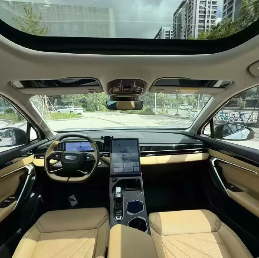 2025 Geely StarRay 1.5T 181HP L4 7DCT,autocango,china used car exporter,china ev exporter,chinese used car exporter,chinese used ev exporter