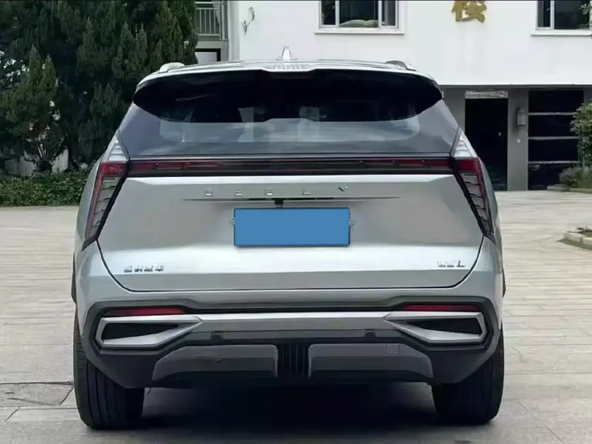 2025 Geely StarRay 1.5T 181HP L4 7DCT,autocango,china used car exporter,china ev exporter,chinese used car exporter,chinese used ev exporter