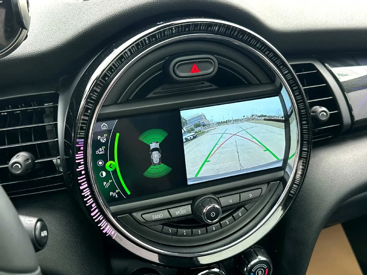 2021 MINI MINI 1.5T 136HP L3 7DCT,autocango,china used car exporter,china ev exporter,chinese used car exporter,chinese used ev exporter