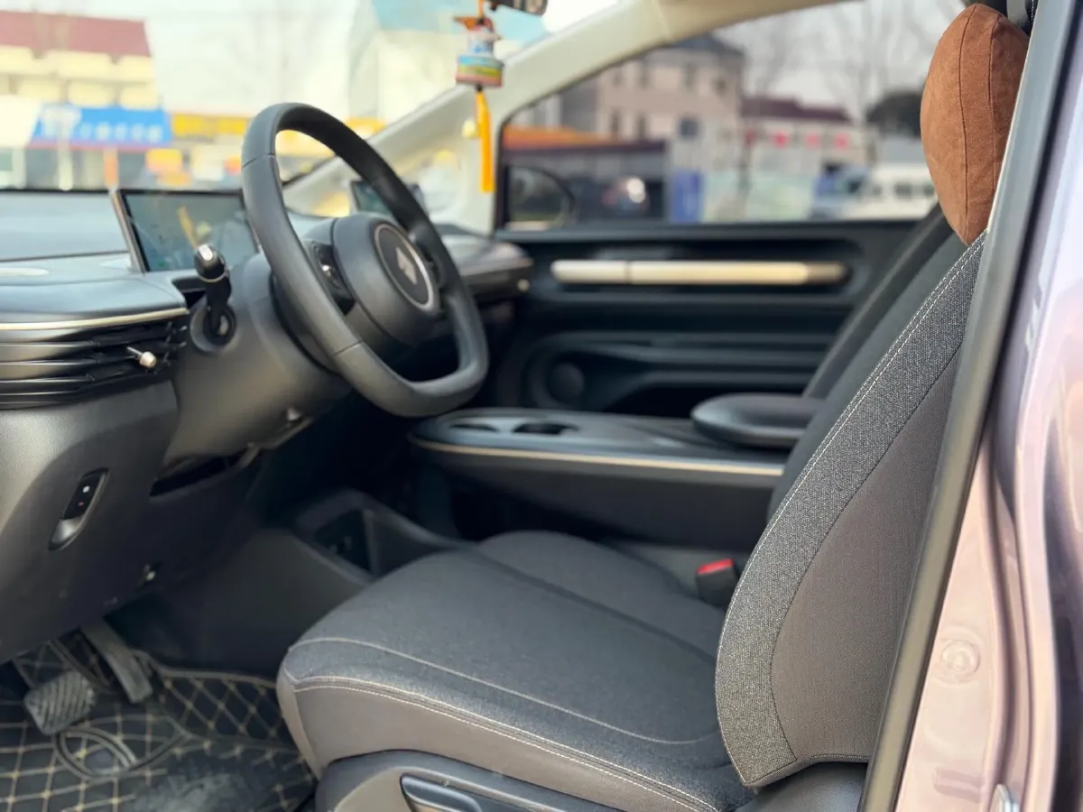 2023 BaoJun Cloud BEV 37.9KWH,autocango,china used car exporter,china ev exporter,chinese used car exporter,chinese used ev exporter