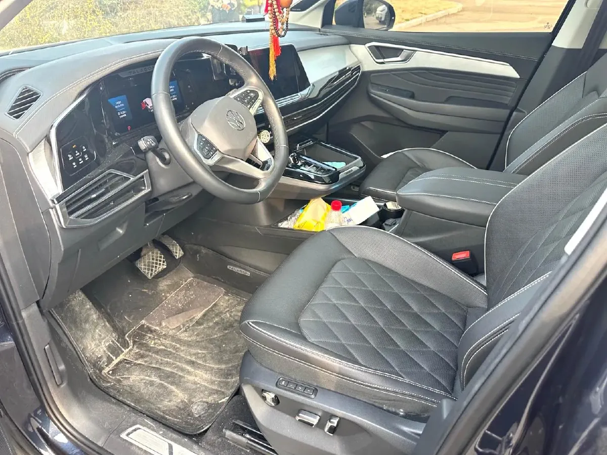 2023 Volkswagen Talagon 2.5T 299HP V6 7DCT,autocango,china used car exporter,china ev exporter,chinese used car exporter,chinese used ev exporter