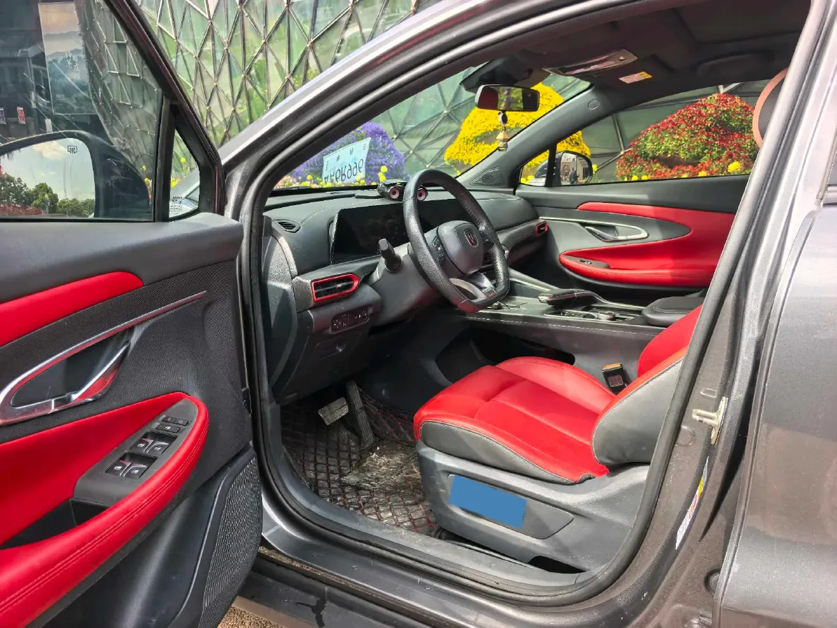 2020 ChangAn UNI-T 1.5T 180HP L4 7DCT,autocango,china used car exporter,china ev exporter,chinese used car exporter,chinese used ev exporter