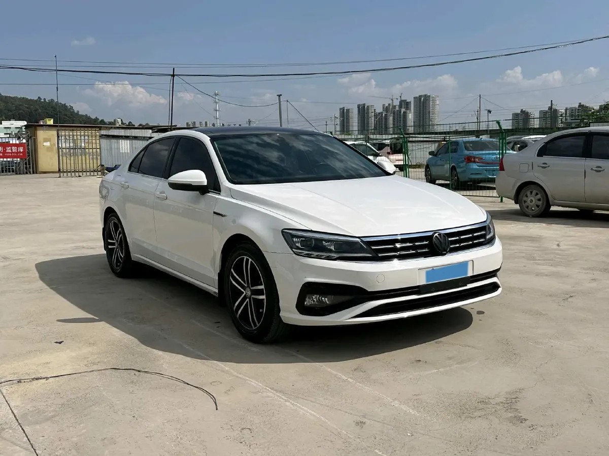 2019 Volkswagen Passat 1.4T 150HP L4 7DCT,autocango,china used car exporter,china ev exporter,chinese used car exporter,chinese used ev exporter