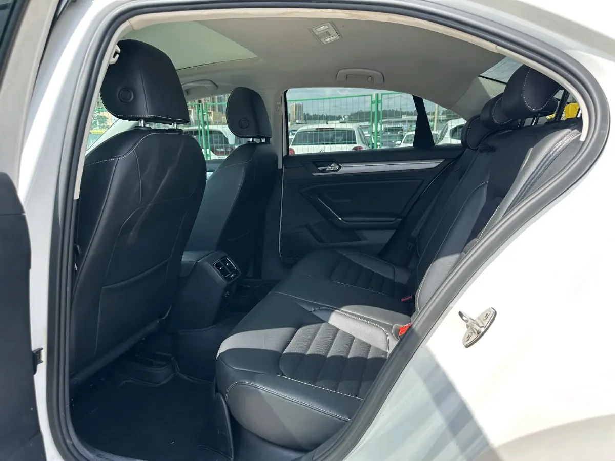 2019 Volkswagen Passat 1.4T 150HP L4 7DCT,autocango,china used car exporter,china ev exporter,chinese used car exporter,chinese used ev exporter