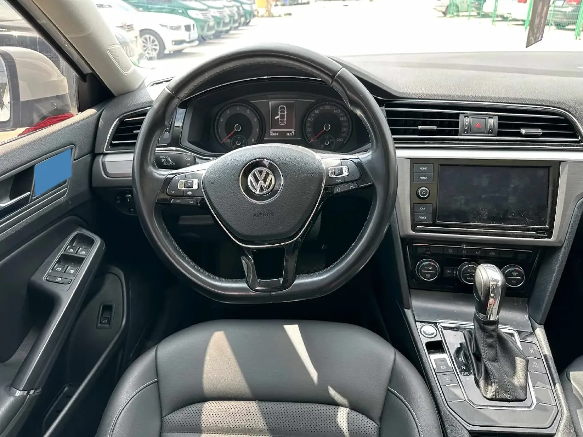2019 Volkswagen Passat 1.4T 150HP L4 7DCT,autocango,china used car exporter,china ev exporter,chinese used car exporter,chinese used ev exporter
