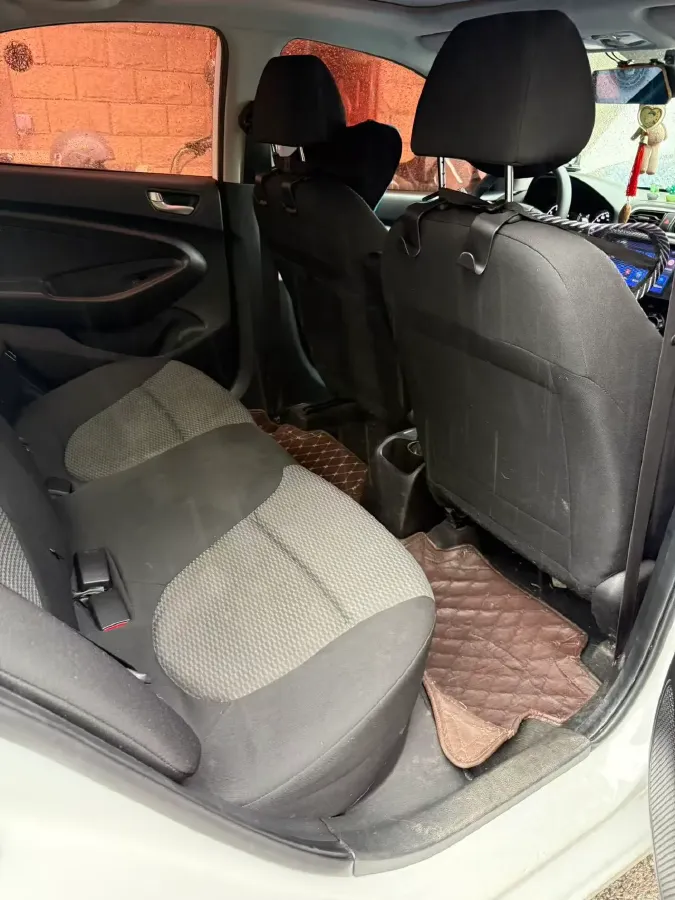 2017 Hyundai Reina 1.4L 95HP L4 4AT,autocango,china used car exporter,china ev exporter,chinese used car exporter,chinese used ev exporter