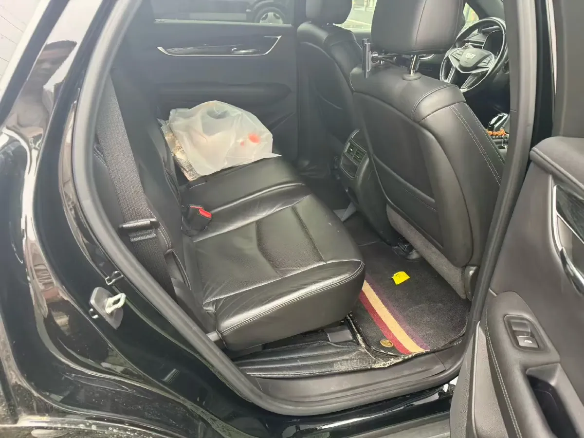 2020 Cadillac XT5 2.0T 241HP L4 9AT,autocango,china used car exporter,china ev exporter,chinese used car exporter,chinese used ev exporter