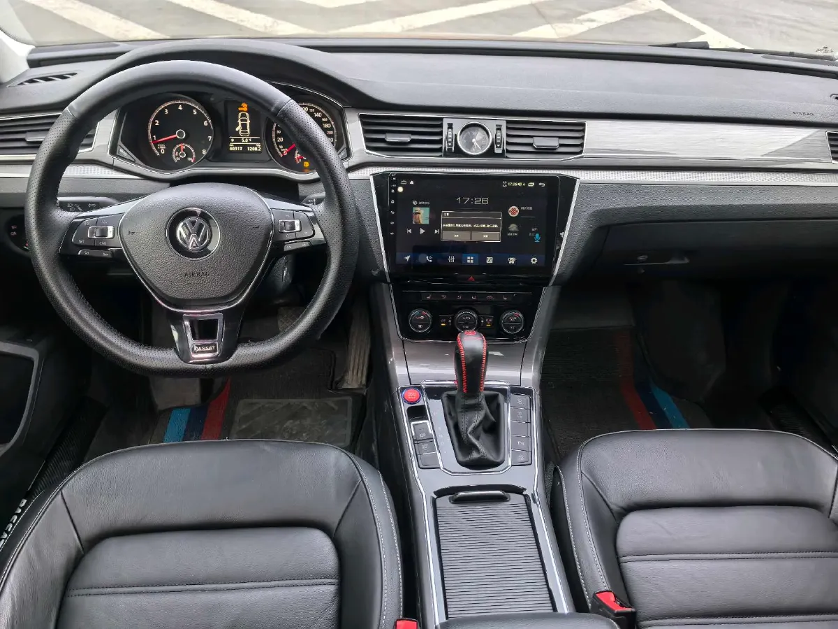2017 Volkswagen Passat 1.8T 180HP L4 7DCT,autocango,china used car exporter,china ev exporter,chinese used car exporter,chinese used ev exporter