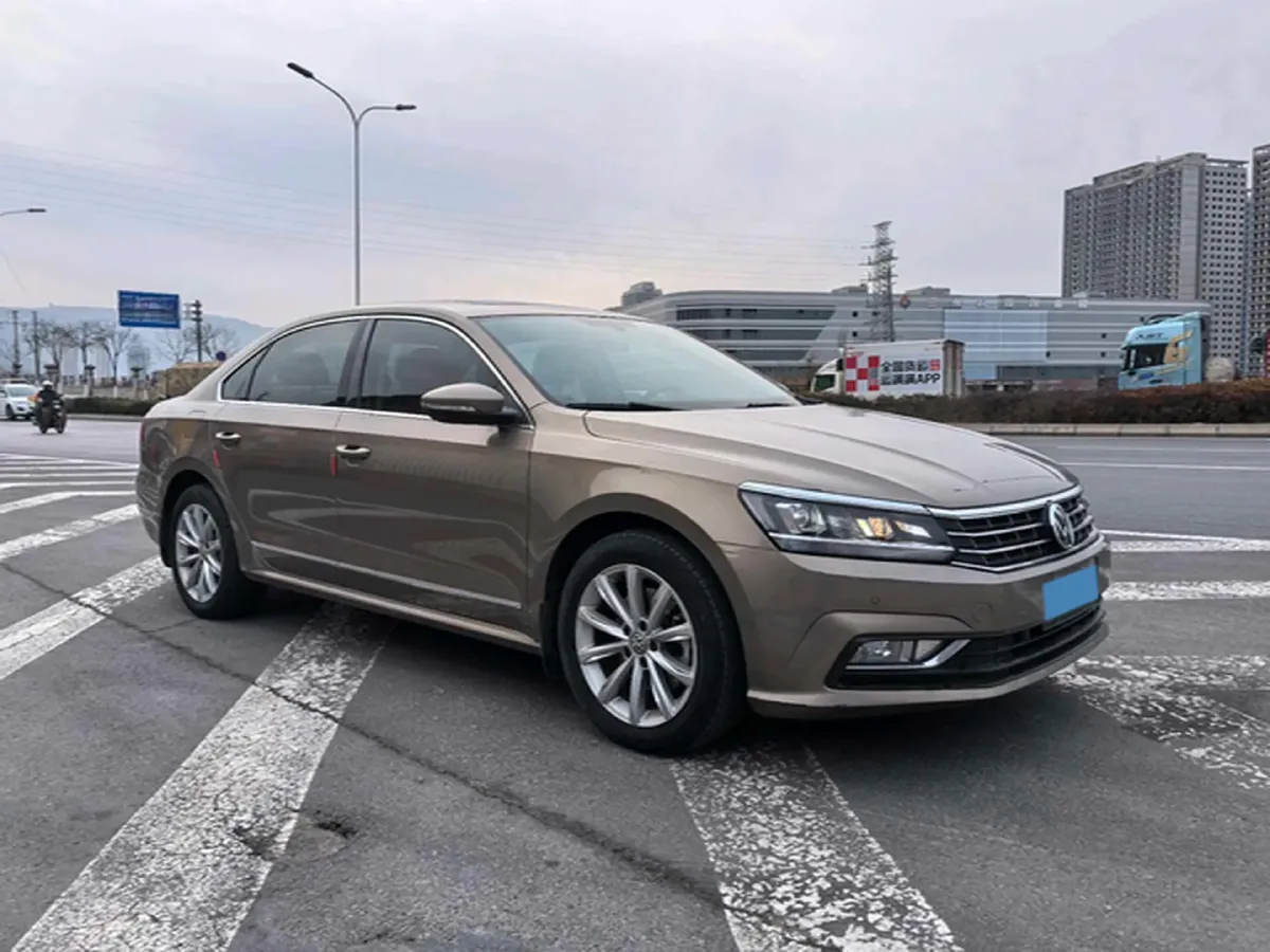 2017 Volkswagen Passat 1.8T 180HP L4 7DCT,autocango,china used car exporter,china ev exporter,chinese used car exporter,chinese used ev exporter