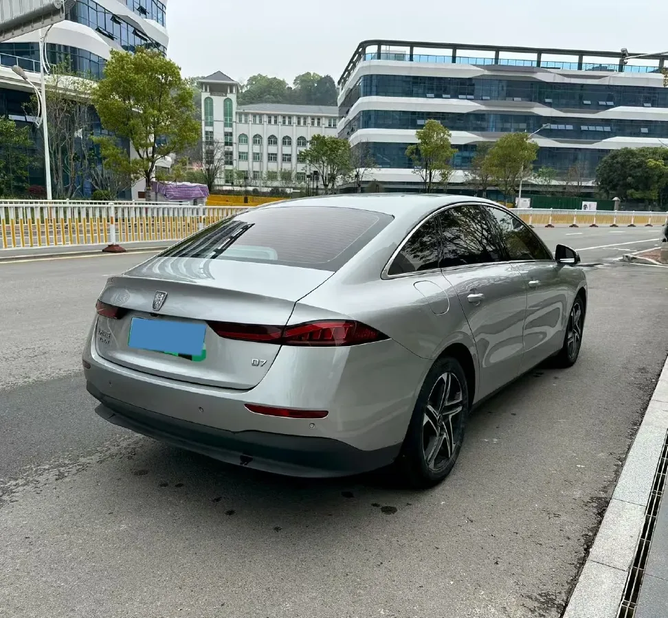 2023 Roewe D7 1.5L 112HP L4 1DHT PHEV 21.4KWH,autocango,china used car exporter,china ev exporter,chinese used car exporter,chinese used ev exporter