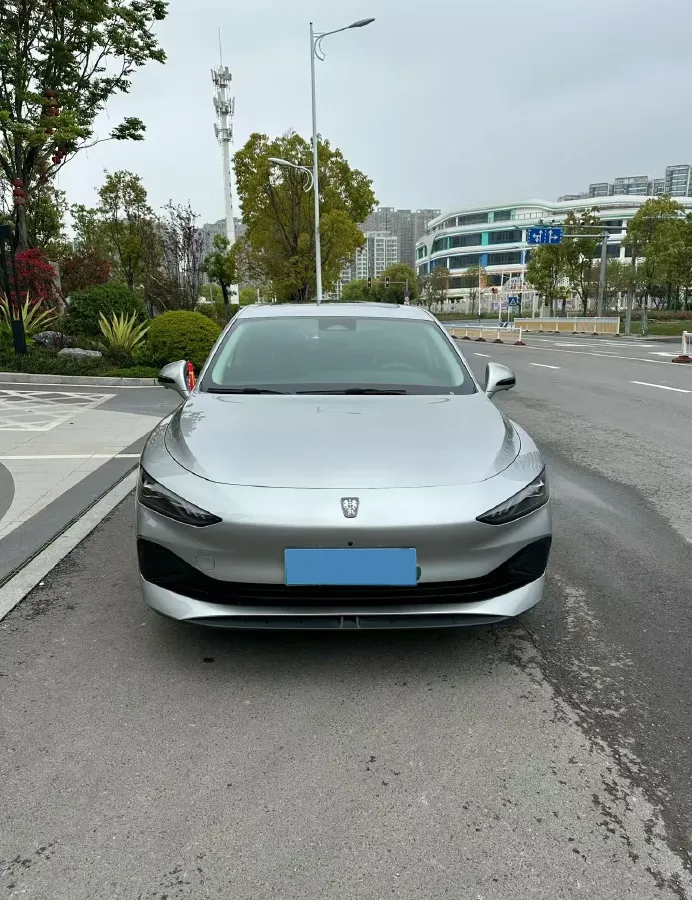 2023 Roewe D7 1.5L 112HP L4 1DHT PHEV 21.4KWH,autocango,china used car exporter,china ev exporter,chinese used car exporter,chinese used ev exporter