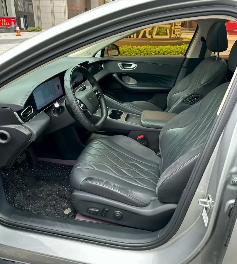 2023 Roewe D7 1.5L 112HP L4 1DHT PHEV 21.4KWH,autocango,china used car exporter,china ev exporter,chinese used car exporter,chinese used ev exporter