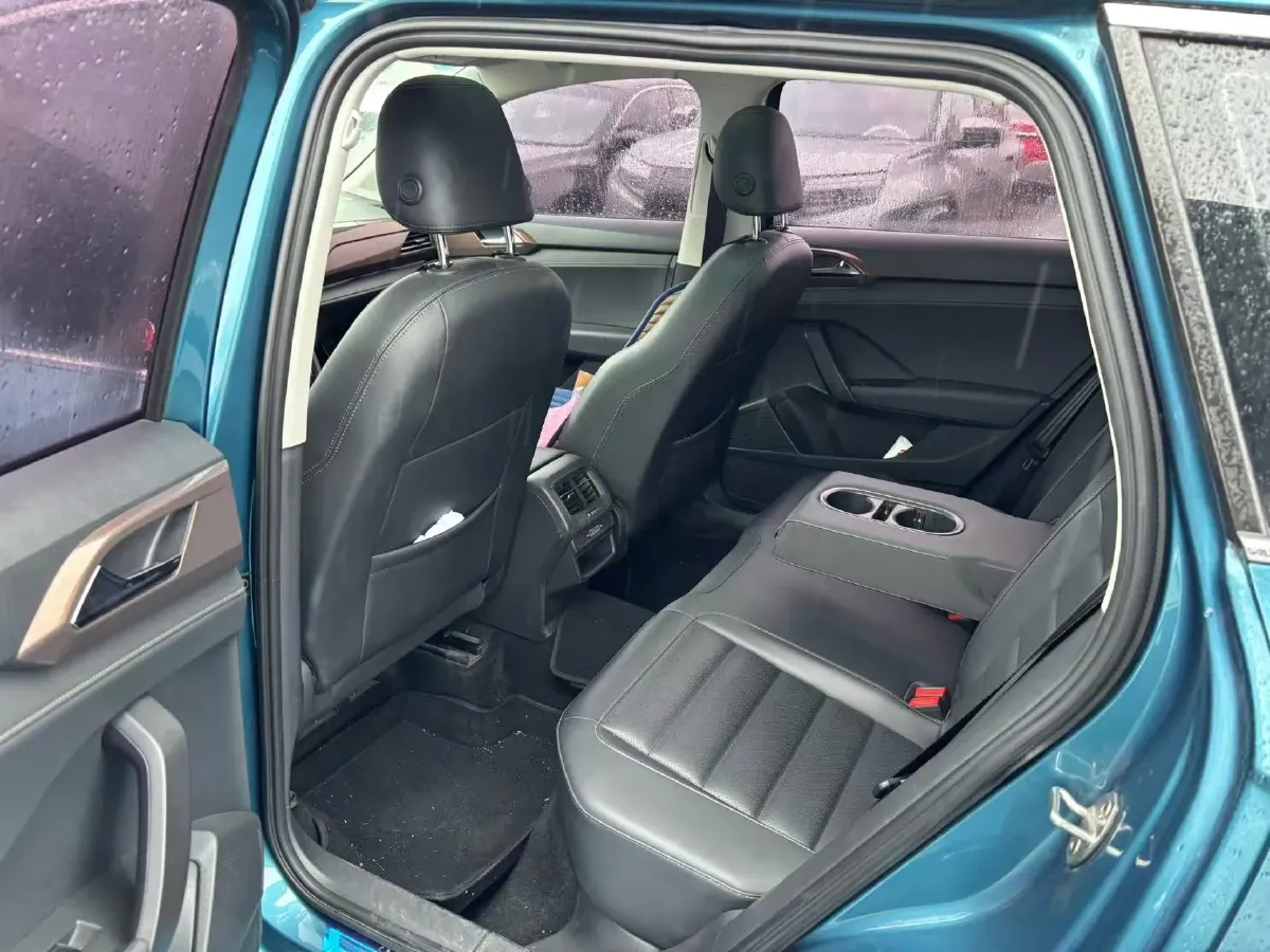 2019 Jeep Compass 1.3T 173HP L4 9AT,autocango,china used car exporter,china ev exporter,chinese used car exporter,chinese used ev exporter