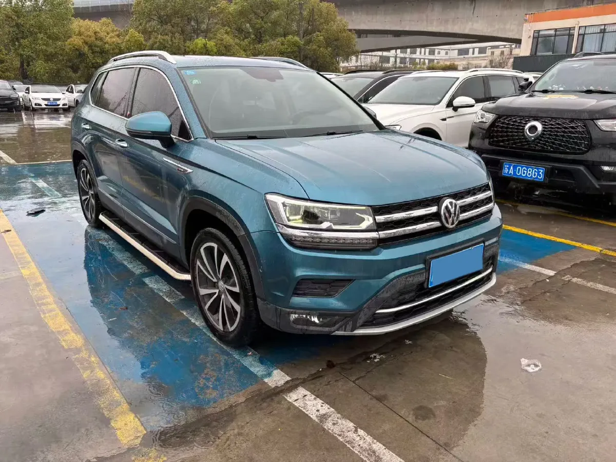 2019 Jeep Compass 1.3T 173HP L4 9AT,autocango,china used car exporter,china ev exporter,chinese used car exporter,chinese used ev exporter