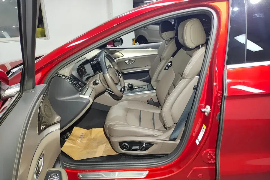 2020 WEY VV7 2.0T 227HP L4 7DCT PHEV,autocango,china used car exporter,china ev exporter,chinese used car exporter,chinese used ev exporter