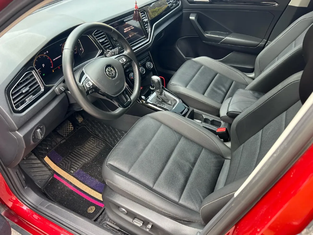 2020 Volkswagen T-Roc 1.4T 150HP L4 7DCT,autocango,china used car exporter,china ev exporter,chinese used car exporter,chinese used ev exporter