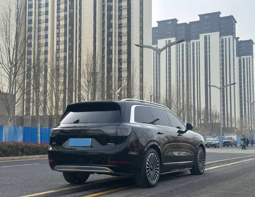2024 AITO AITO M9 1.5T 152HP L4 REEV 52KWH,autocango,china used car exporter,china ev exporter,chinese used car exporter,chinese used ev exporter