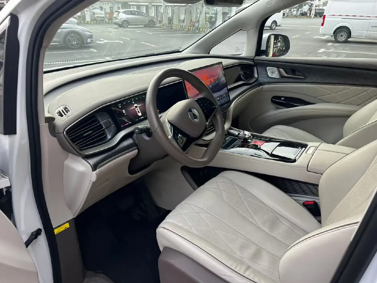 2023 Denza D9 1.5T 139HP L4 E-CVT PHEV 20.39KWH,autocango,china used car exporter,china ev exporter,chinese used car exporter,chinese used ev exporter